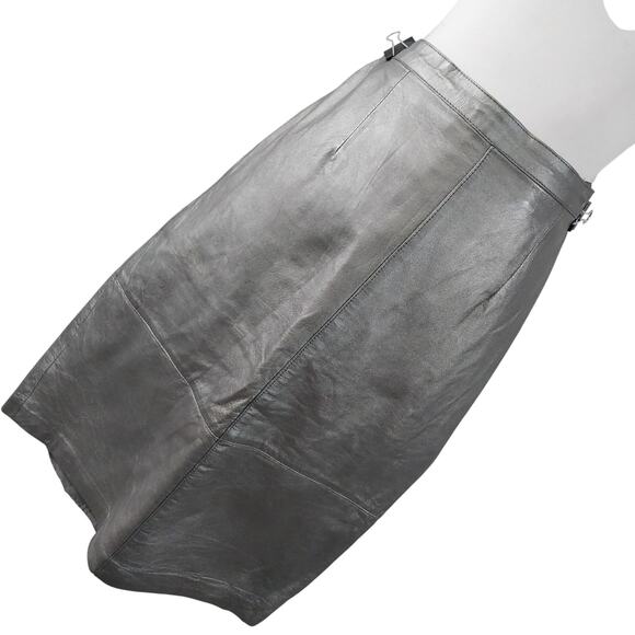 SANTA FE! MOONLIGHT SILVER GENUINE LEATHER MIDI LENGTH SLEEK SKIRT! SZ 8 - Picture 1 of 8